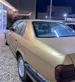 بي ام دبليو الفئة 7